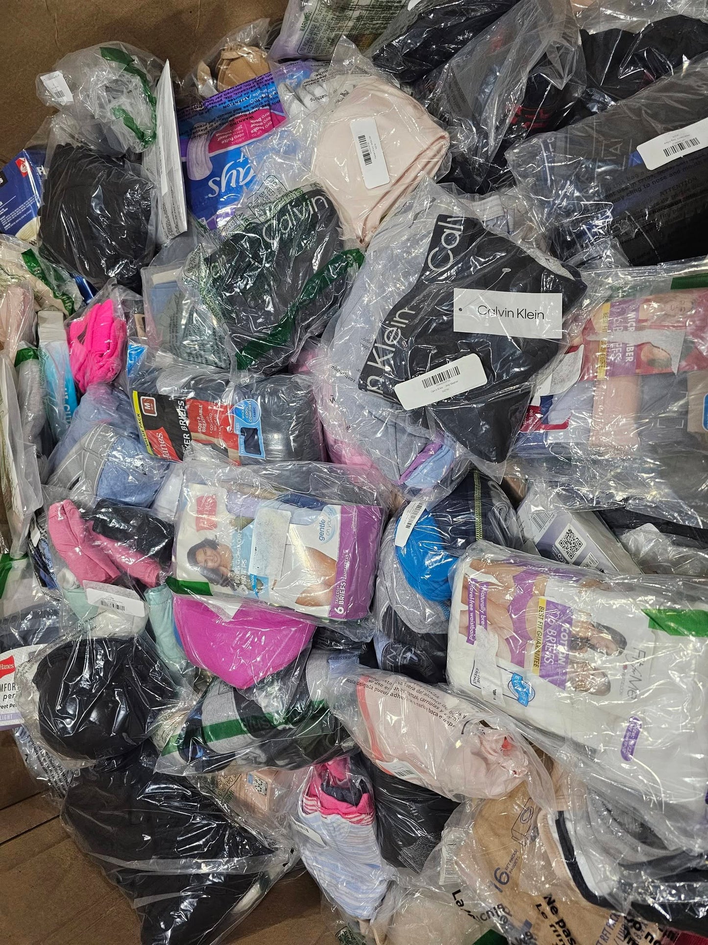 Branded Clothing Reseller Pallet